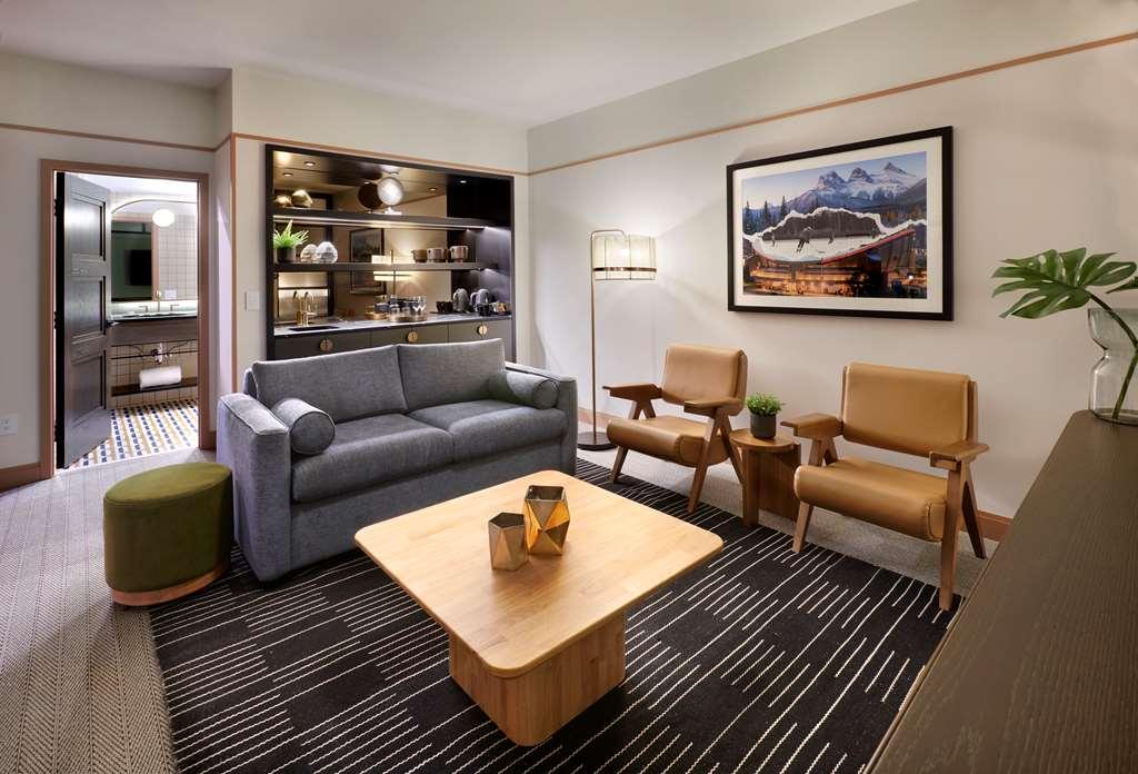 The Westley Calgary Downtown, Tapestry Collection By Hilton Otel Oda fotoğraf